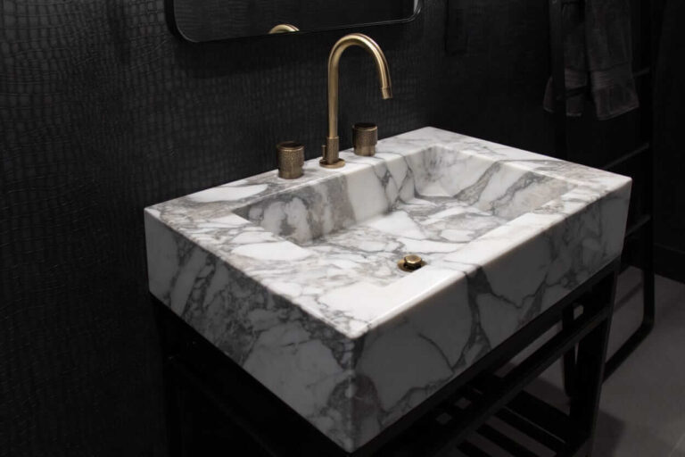 Vanity Counter in Dubai