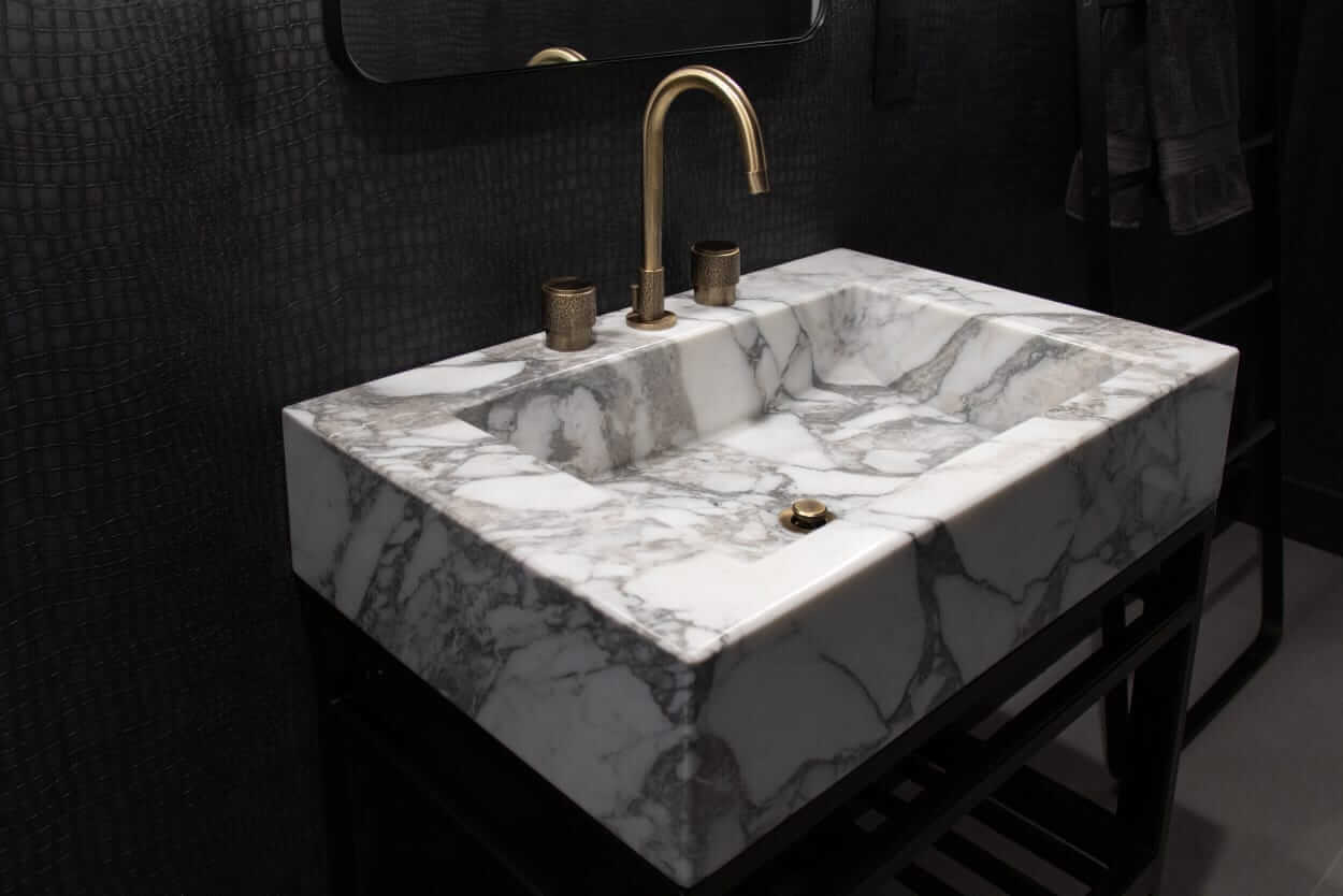 Vanity Counter in Dubai